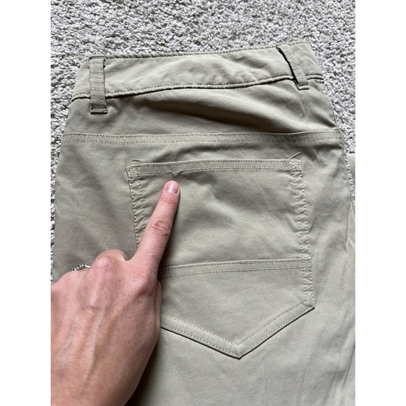 North Face Chino Set Of 2 Hiking Travel Pants Short Relaxed Fit Khaki (36x29) - Picture 8 of 8